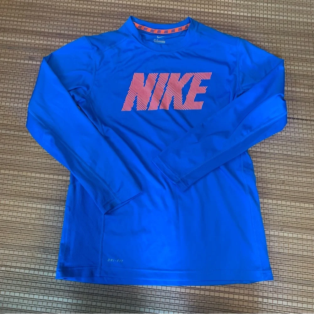 Nike Dri-fit long always blue athletic shirt size L